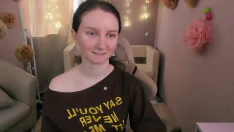 Alice online show from April 9, 6:19 am