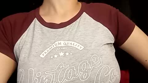 Annie online show from February 11, 1:10 am