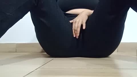 Annie online show from September 14, 11:15 pm