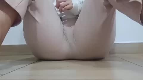 Annie online show from October 15, 5:07 am