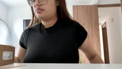 Annie online show from July 28, 4:27 pm