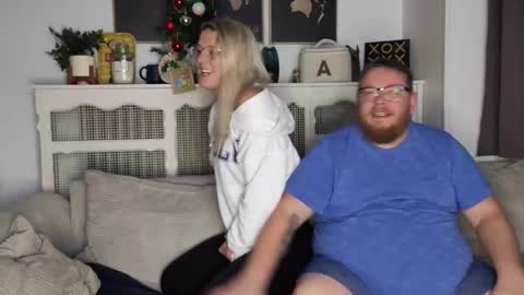 Ava online show from December 21, 8:38 pm