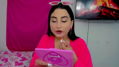 Snapshot of sunshine_uwu22 chatting on February 24, 6:36 pm Andrea Rodriguez online show from February 24, 6:36 pm