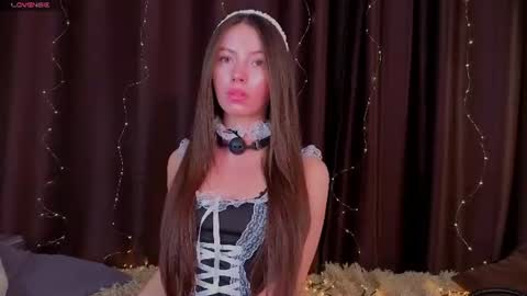 Snapshot of sunshinegirlx chatting on June 30, 6:14 am Alice online show from June 30, 6:14 am