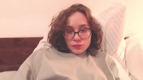 Hella online show from June 3, 7:41 pm
