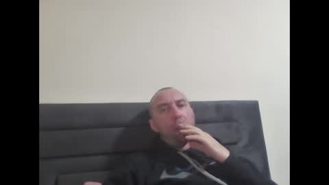 super42835015 online show from April 20, 5:05 pm