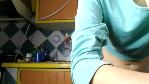 Snapshot of super_jony chatting on November 23, 9:25 pm super jony and Marta GMT 1300-1800 every day online show from November 23, 9:25 pm