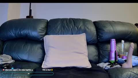 Snapshot of superduty5speed chatting on November 29, 4:04 am Thomas online show from November 29, 4:04 am