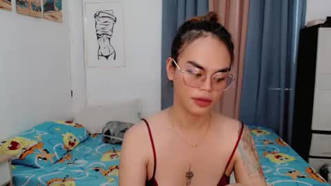 Im val online show from April 16, 2:23 am