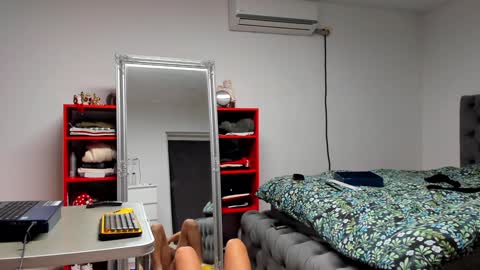 supermanboyxxl online show from December 3, 9:44 am