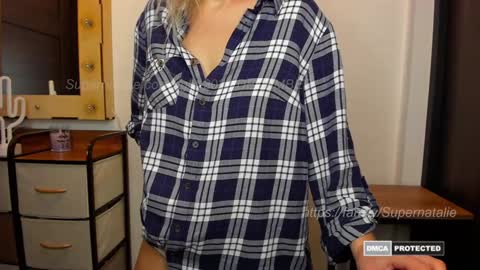 Snapshot of supernatalie chatting on December 30, 2:31 am Natalie online show from December 30, 2:31 am