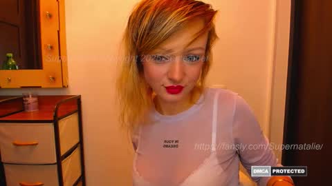 Snapshot of supernatalie chatting on September 20, 9:49 pm Natalie online show from September 20, 9:49 pm