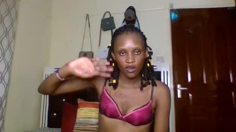 Snapshot of supersexxy_chyna chatting on May 20, 7:20 pm supersexxy_chyna online show from May 20, 7:20 pm