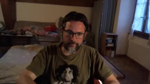 supersquirrel81 online show from September 10, 5:57 pm