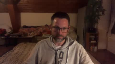 supersquirrel81 online show from December 20, 4:36 pm