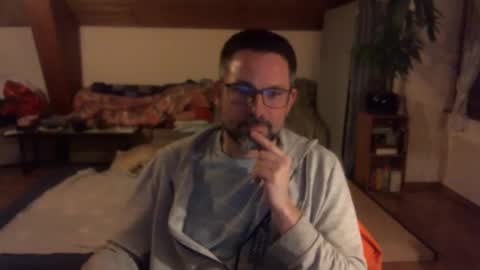 supersquirrel81 online show from January 11, 7:41 pm