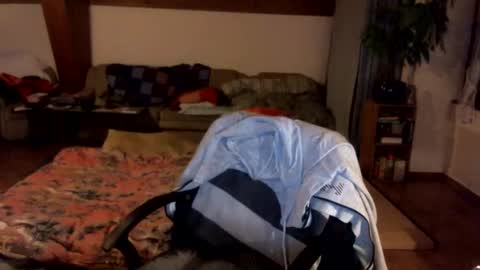 supersquirrel81 online show from March 7, 6:49 pm