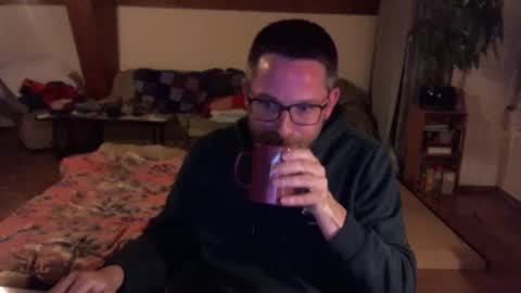 supersquirrel81 online show from April 5, 2:42 am