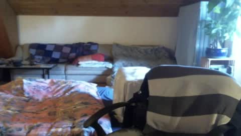 supersquirrel81 online show from April 21, 4:56 pm