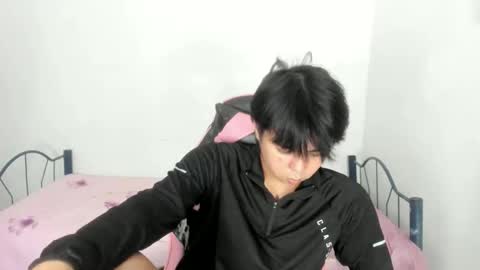 supr4m0 online show from November 7, 9:42 am