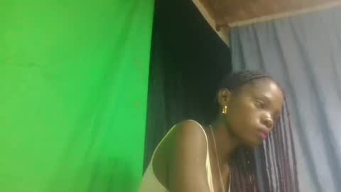 surbelle online show from April 11, 6:01 pm