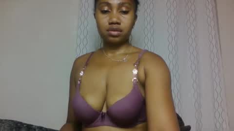 surbelle online show from April 19, 8:02 am