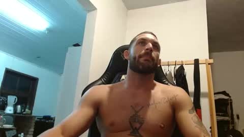 surfdog95 online show from October 25, 11:21 pm