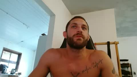 surfdog95 online show from November 12, 7:57 pm