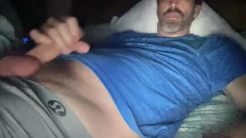 Snapshot of surfguy82 chatting on December 21, 3:25 am SurfGuy82 online show from December 21, 3:25 am