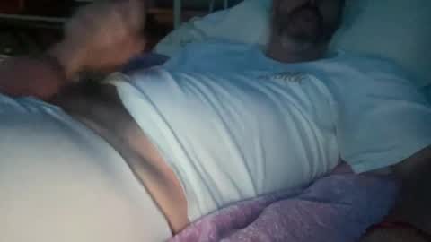 Snapshot of surfguy82 chatting on November 5, 4:45 am SurfGuy82 online show from November 5, 4:45 am