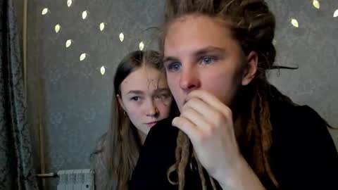 surfsexcouple online show from December 16, 4:23 pm