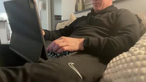 surfstar81 online show from January 12, 7:19 pm