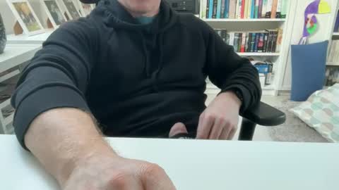 surfstar81 online show from March 1, 8:49 am