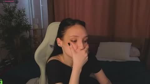 Annie online show from June 2, 1:29 am
