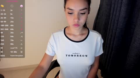 Snapshot of susan_arango chatting on February 2, 2:17 am susan love online show from February 2, 2:17 am