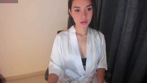 Snapshot of susan_arango chatting on October 10, 10:31 pm susan love online show from October 10, 10:31 pm