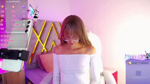 Snapshot of susan_hottye_ chatting on January 25, 11:44 am Susan online show from January 25, 11:44 am