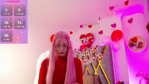 Snapshot of susan_hottye_ chatting on February 19, 11:17 am Susan online show from February 19, 11:17 am