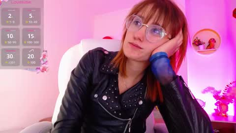 Snapshot of susan_hottye_ chatting on February 27, 11:31 am Susan online show from February 27, 11:31 am