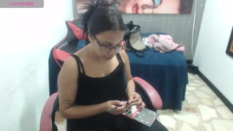 susan online show from December 2, 9:10 pm