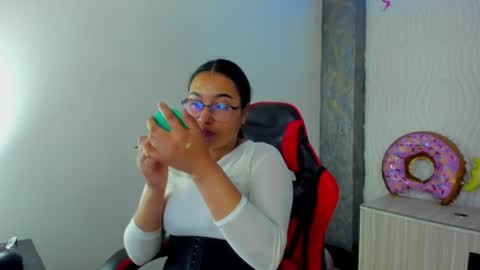 susan online show from July 21, 7:49 pm