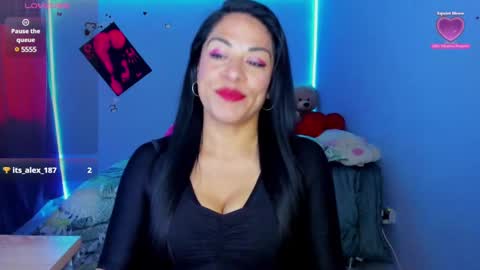 Snapshot of susan_ramires chatting on March 8, 7:53 pm susan ramires online show from March 8, 7:53 pm