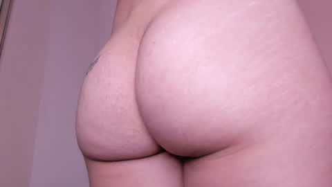 Susan online show from February 16, 11:16 pm