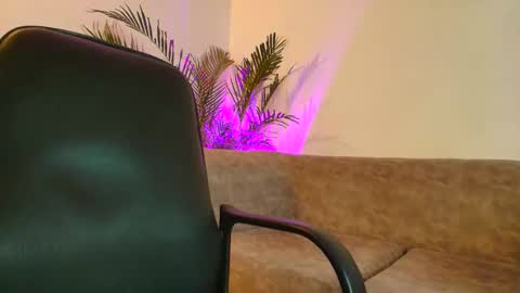 susana online show from November 12, 7:24 pm