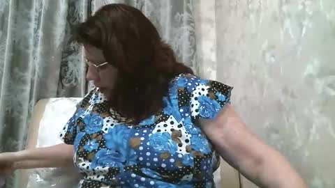 SusanaAhSun online show from September 17, 11:01 am