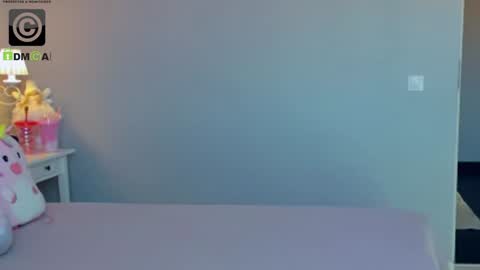 Snapshot of susanjewel chatting on December 12, 7:52 am SusanJewel online show from December 12, 7:52 am