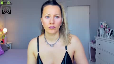 Snapshot of susanjewel chatting on March 4, 7:30 am SusanJewel online show from March 4, 7:30 am