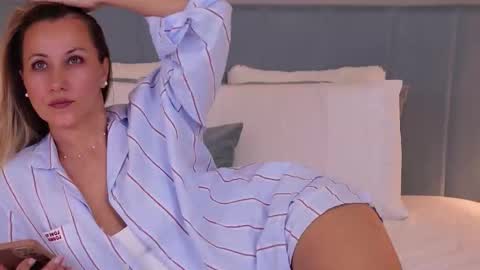 Snapshot of susanjewel chatting on September 25, 6:50 am SusanJewel online show from September 25, 6:50 am