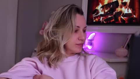 SusanJewel online show from February 23, 8:22 am