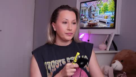 SusanJewel online show from April 22, 6:49 am